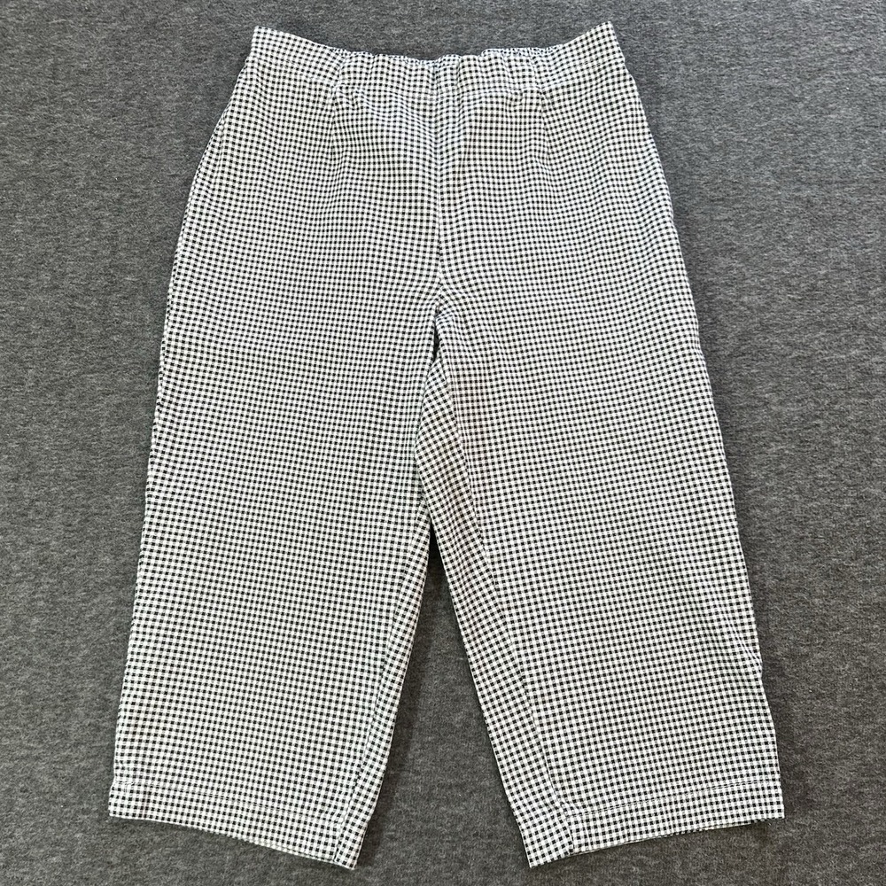 Croft & Barrow Pull On Capri Pants 6 Petite Black White Gingham Plaid Stretch